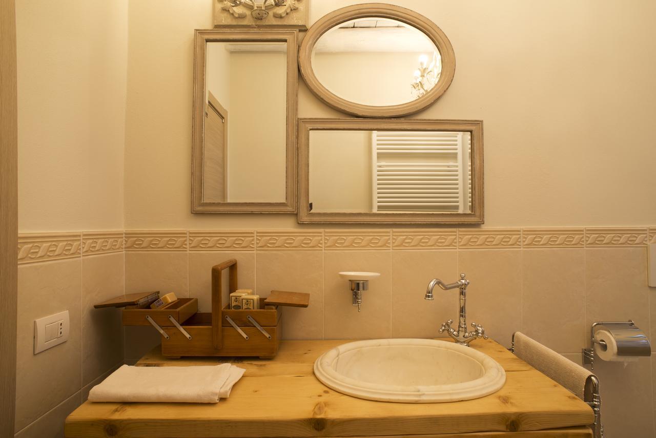 Locanda Montepaolo Dovadola Oda fotoğraf